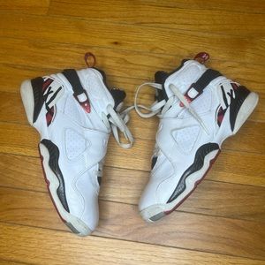 Jordan retro 8 reverse bugs bunny size 7y